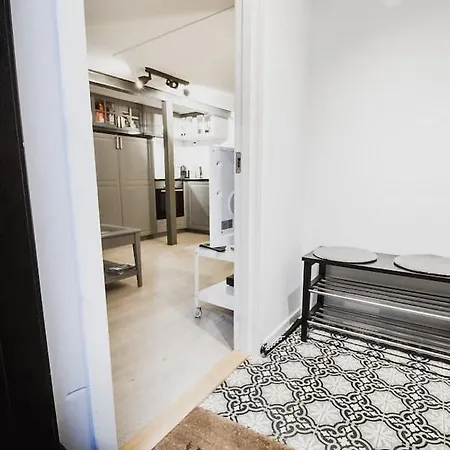 Central Studio Basement